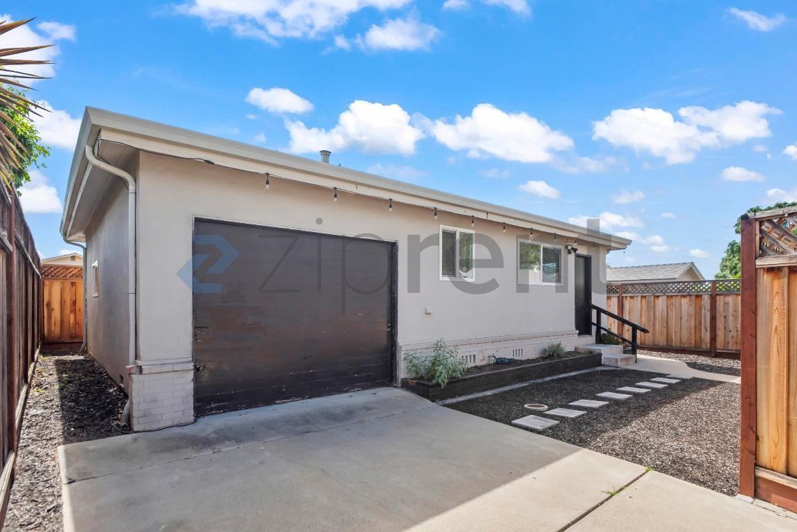 1765 Landana Dr #B - Photo 2 of 24