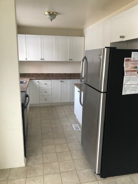 315 Stowe Court - Photo 4 of 10