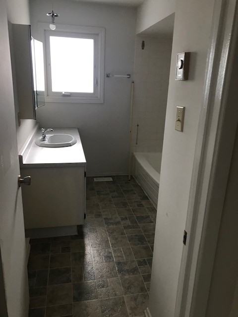 315 Stowe Court - Photo 7 of 10