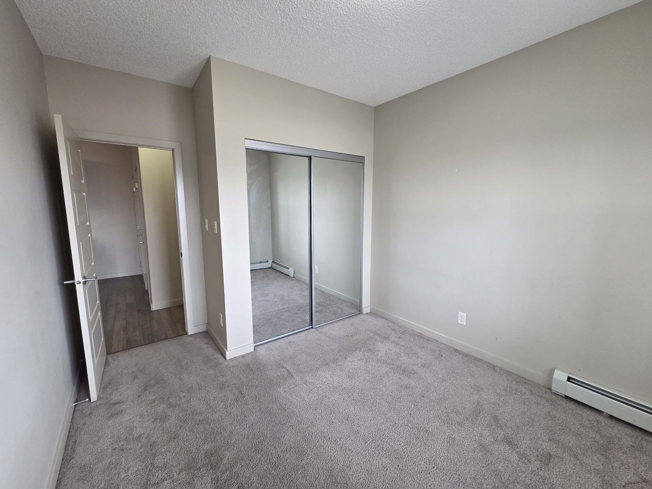 405, 504 Greisbach Parade - Photo 4 of 17