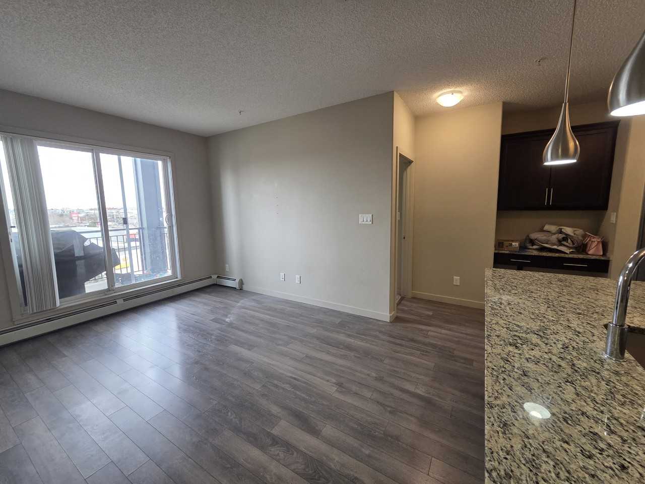 405, 504 Greisbach Parade - Photo 5 of 17