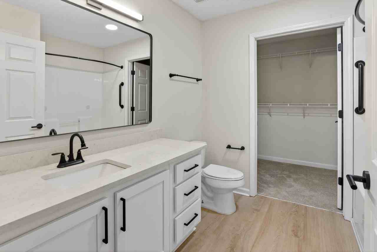 Overby Park Townhomes - Photo 7 of 15