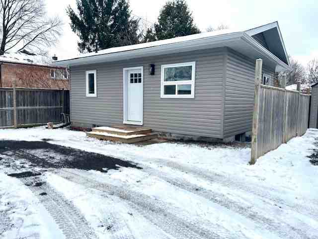 175 Grove St E - Photo 2 of 18