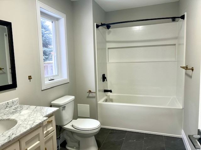 175 Grove St E - Photo 4 of 18