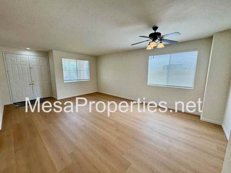 6695 Goldy St - Photo 3 of 29