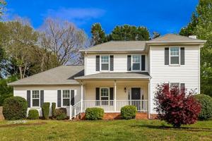featured image of 2032 Pine Needle Ct