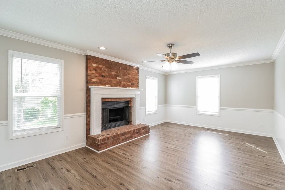 2032 Pine Needle Ct - Photo 6 of 17