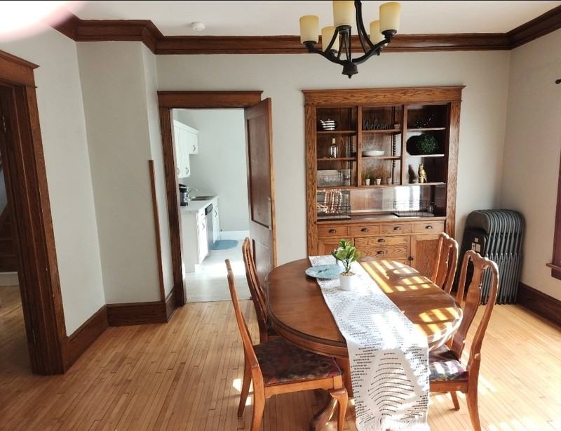 1138 Jackson St - Photo 3 of 17