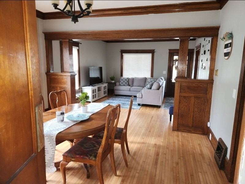 1138 Jackson St - Photo 4 of 17