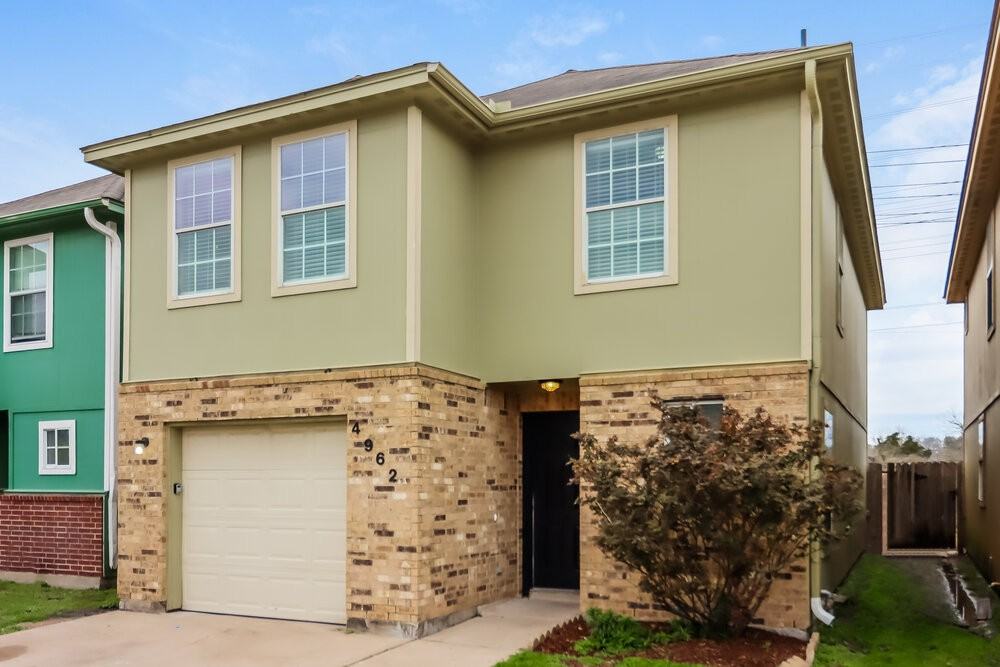 4962 N Cancun Dr - Photo 4 of 19