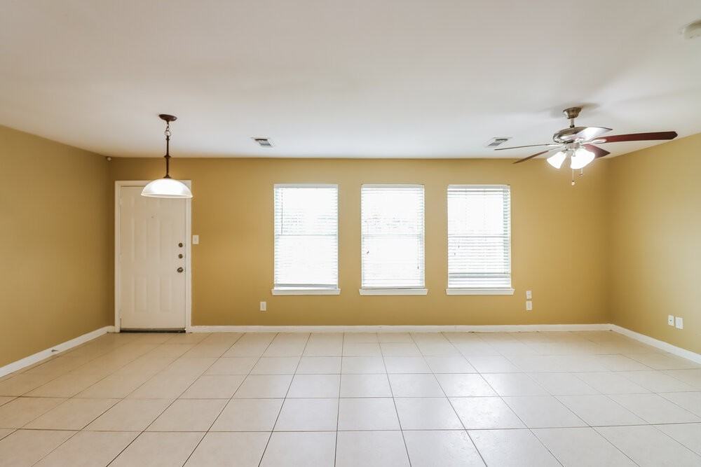 4962 N Cancun Dr - Photo 6 of 19