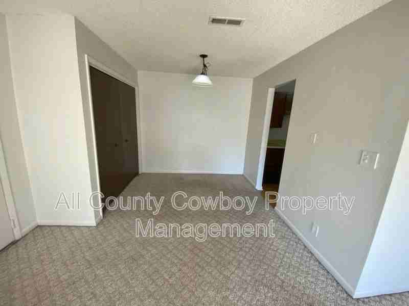 267 N 8th St #8 - Photo 4 of 15