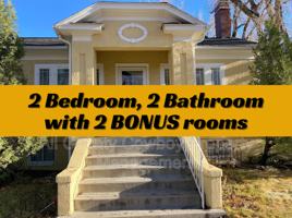 featured image of 623 E Lewis St