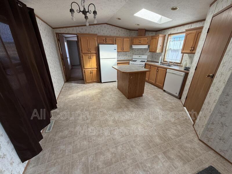 3000 Pope Springs Rd - Photo 2 of 12