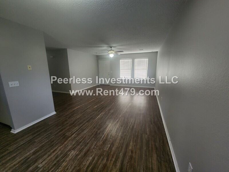 511 4th Ave Sw - Photo 4 of 20