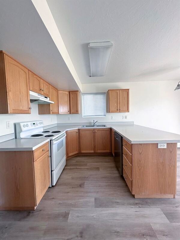 15090 Nw #1 - Photo 3 of 13