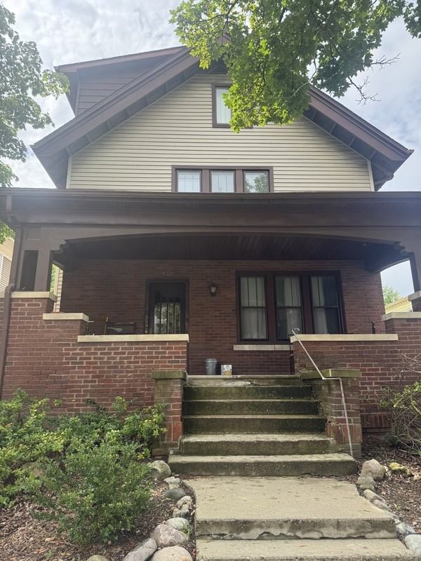 500 Catherine St #4