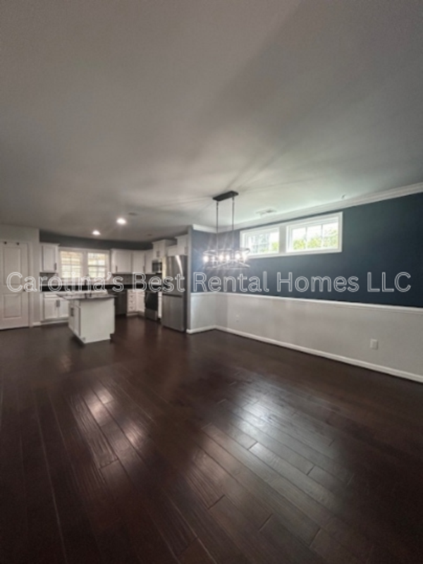 148 Mariscat Pl - Photo 3 of 32