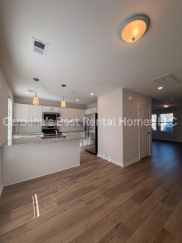 2026 Skyline Rd - Photo 6 of 23