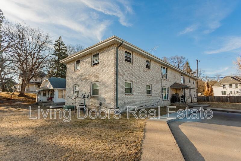 402 W Eldora Ave - Photo 3 of 20