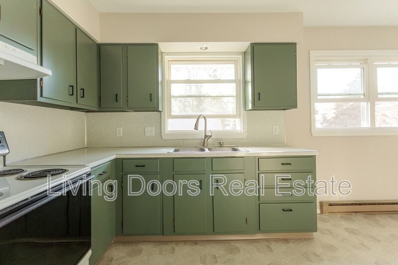 402 W Eldora Ave - Photo 5 of 20