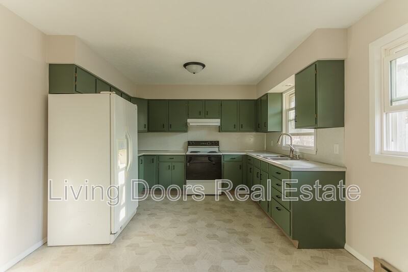 402 W Eldora Ave - Photo 6 of 20