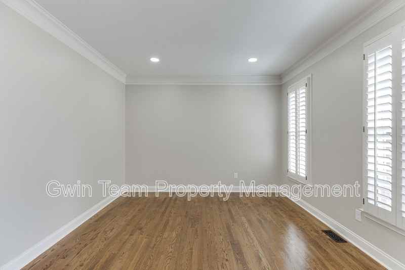 295 Crown Vetch Ln - Photo 3 of 47