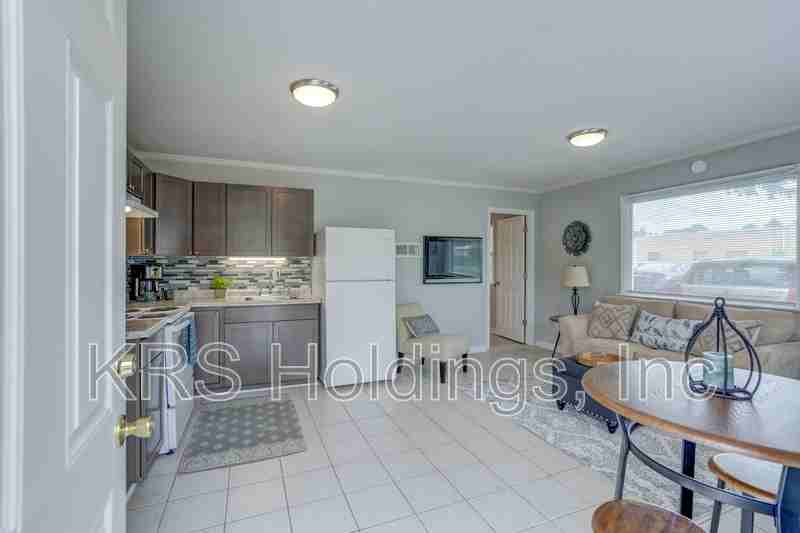 4127 Richmond Hwy #4127 - Photo 2 of 8