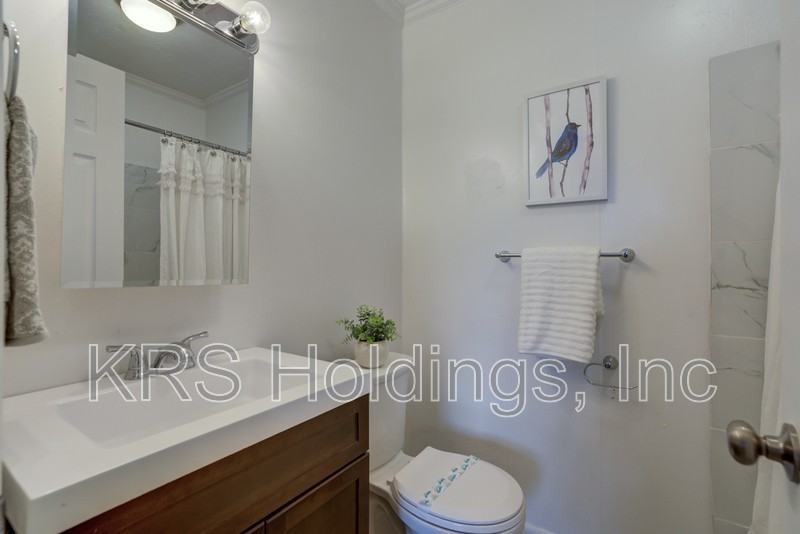 4127 Richmond Hwy #4127 - Photo 6 of 8