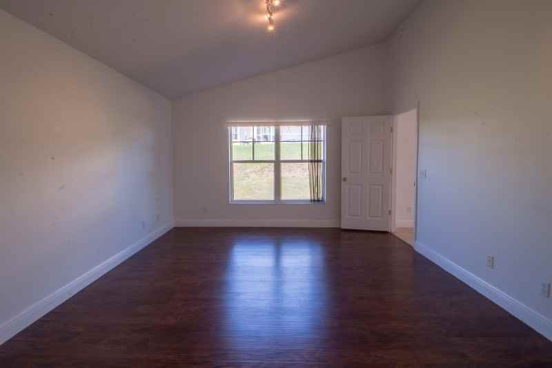 661 Berwick Dr - Photo 7 of 18