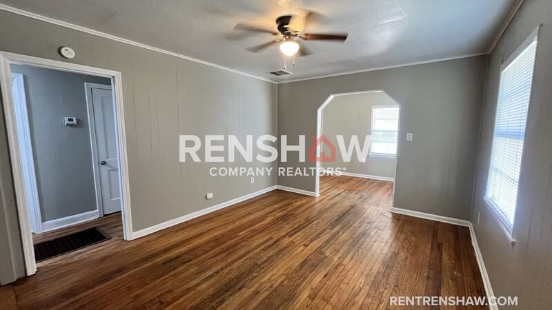 4011 Victor Dr - Photo 3 of 16