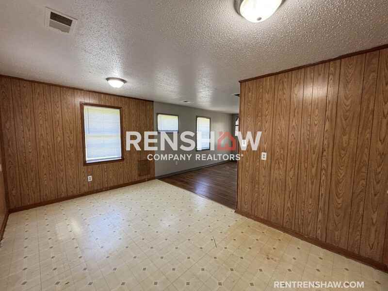 163 Navy Dr - Photo 4 of 15