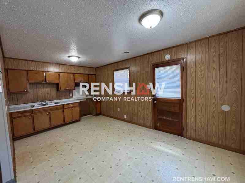 163 Navy Dr - Photo 5 of 15