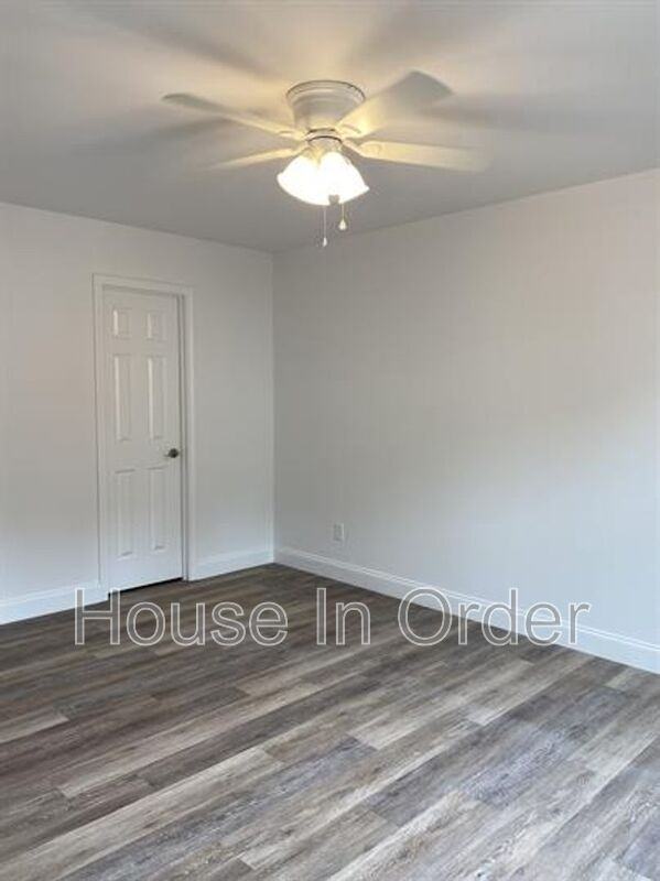 74 Patriot Pl - Photo 6 of 10