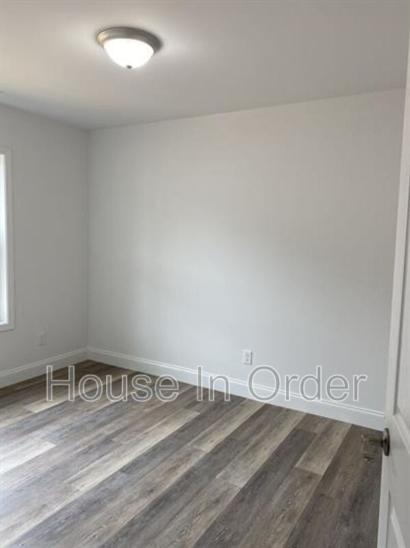 74 Patriot Pl - Photo 7 of 9