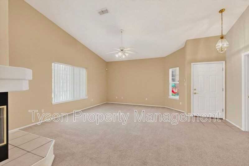 7411 Peregrine Rd Ne - Photo 5 of 37