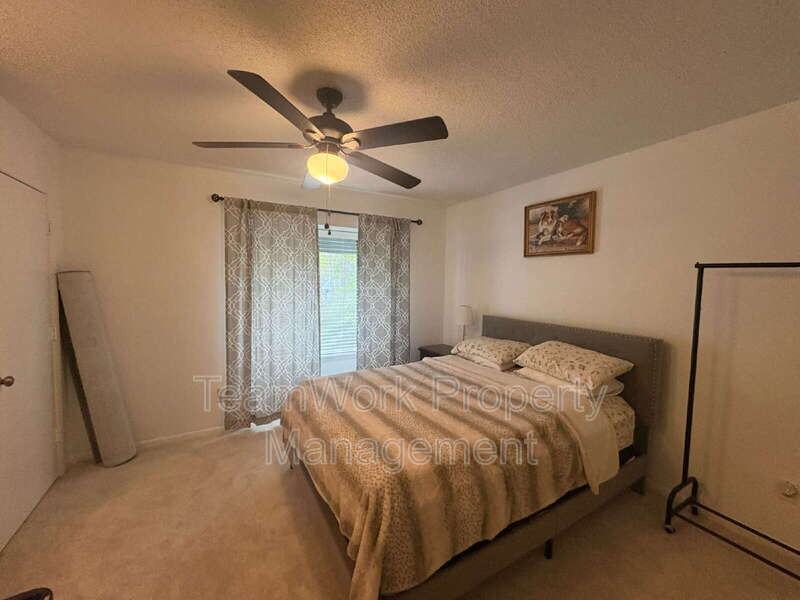 1161 Shadow Lake Cir #E - Photo 5 of 8