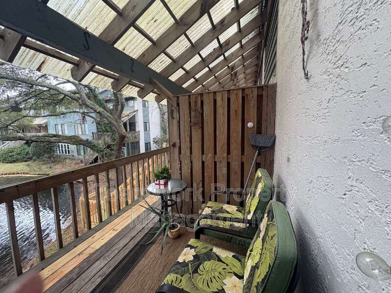 1161 Shadow Lake Cir #E - Photo 7 of 8