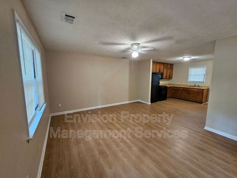 111 Jay Ln #B - Photo 2 of 12