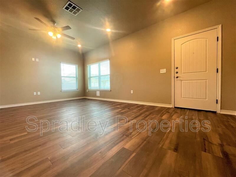 1065 Hibiscus Unit B - Photo 5 of 6