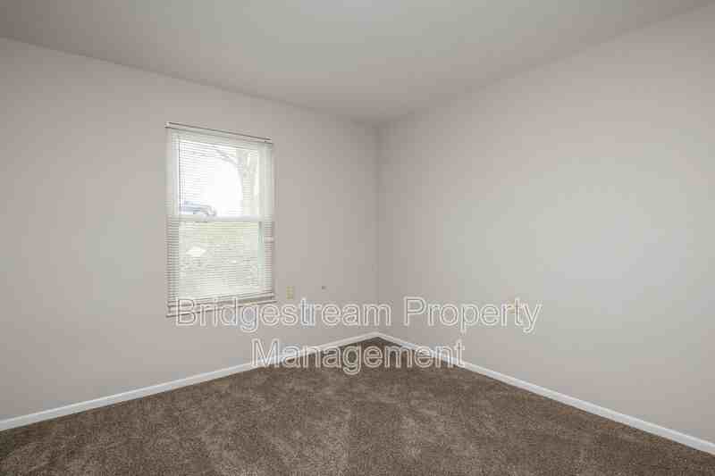 1413 Forest Ln - Photo 6 of 16