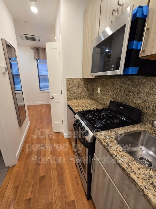 16 5th St - Photo 2 of 13