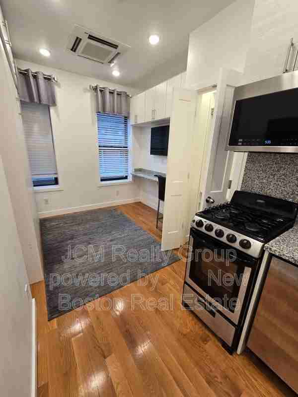 16 5th St - Photo 2 of 13