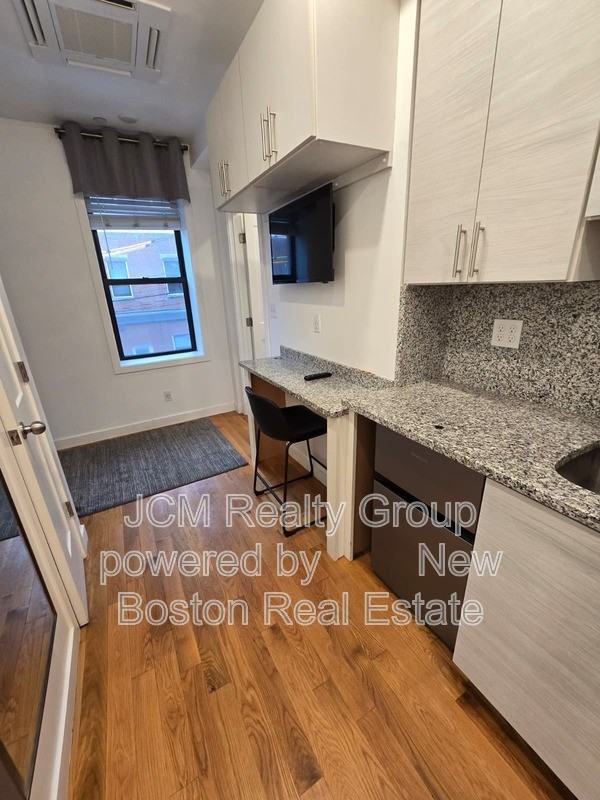 16 5th St - Photo 3 of 14