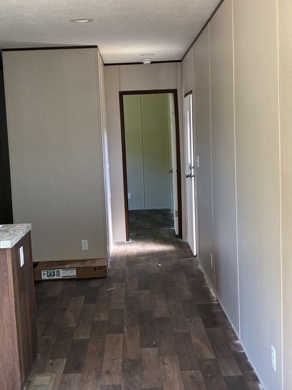 125 Weaver Circle - Photo 2 of 3