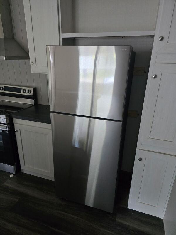 132 Gallahad St - Photo 4 of 9