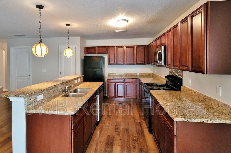 8162 Metto Rd - Photo 2 of 13