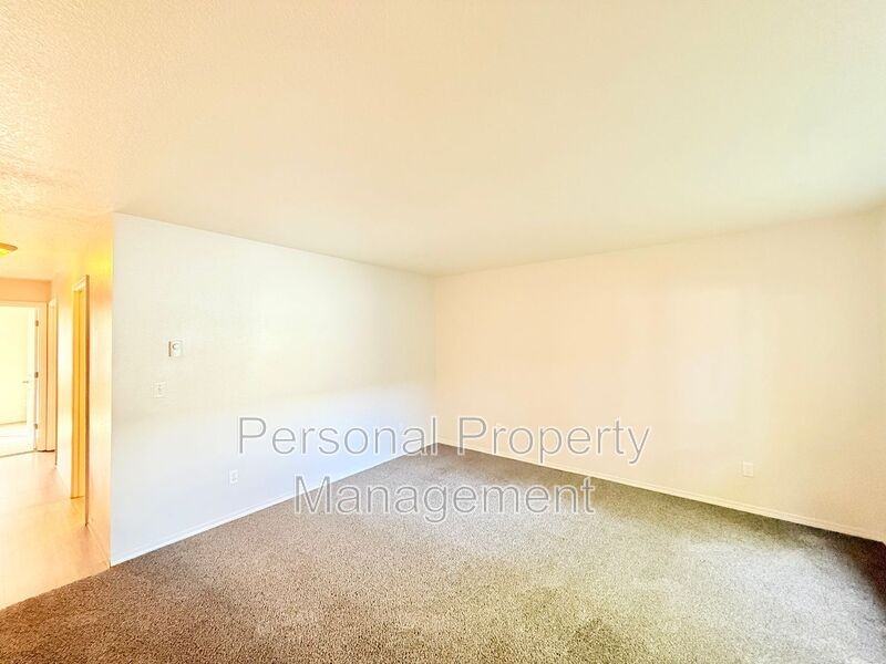 3412 Ne 66th Ave #B26 - Photo 6 of 18