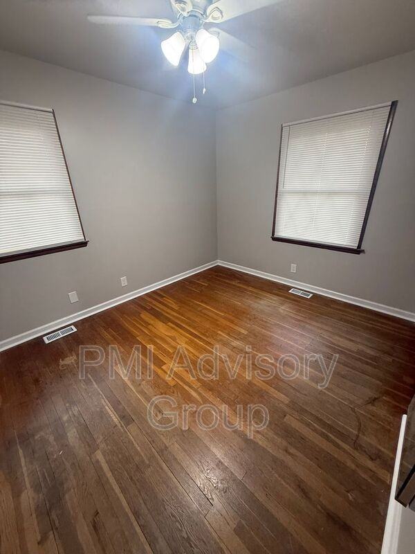 3253 Sw 31st Ter - Photo 5 of 11