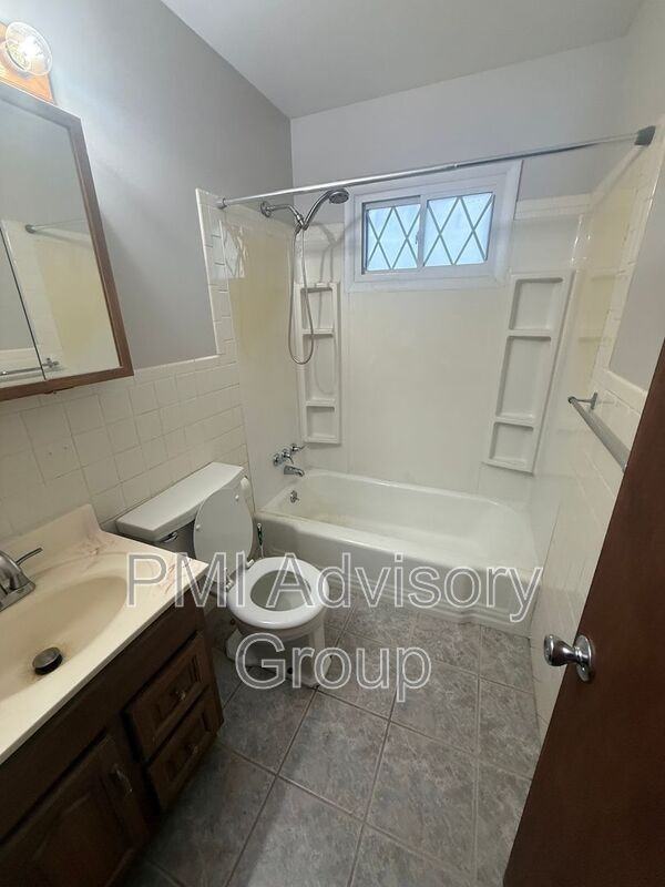 3253 Sw 31st Ter - Photo 7 of 11